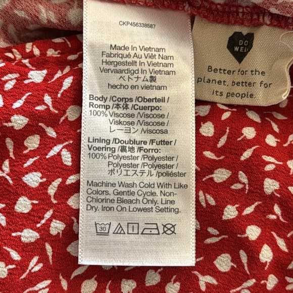 Large Red and white v neck blouse madewell cottagecore side button wrap shirt - Picture 8 of 9